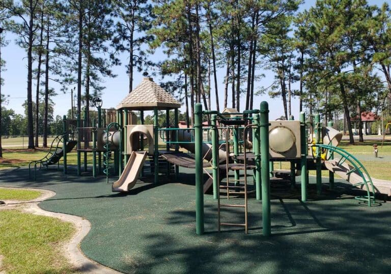 Pinederosa Playground